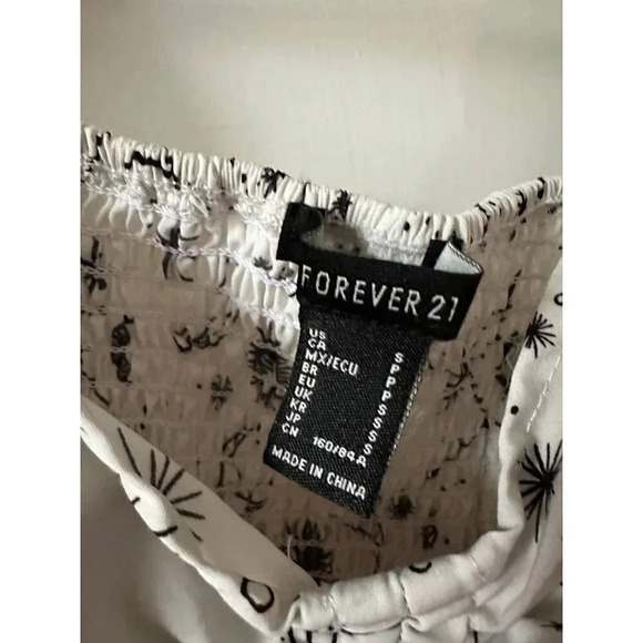 Forever21 Women’s size Small stars blouse - Picture 4 of 7